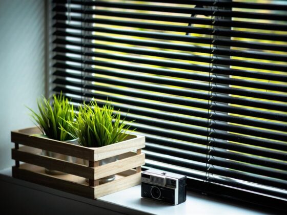 Blinds by Post: Seamless Style, Smart Living – Your Complete Guide to Made-to-Measure, No-Drill, and Motorised Blinds