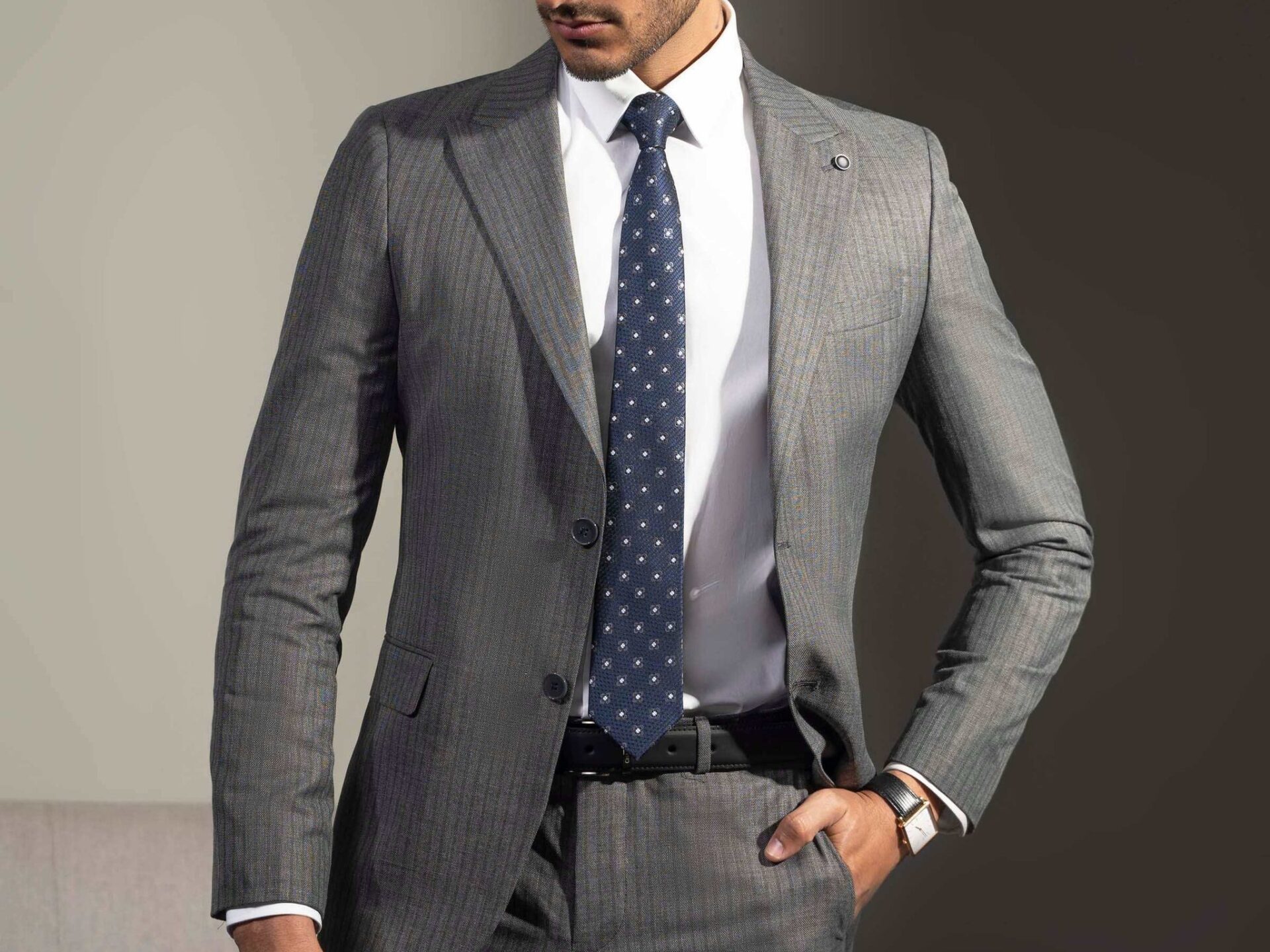Refined by Simplicity: Dobell’s 2-Piece Suits That Get Every Detail Right