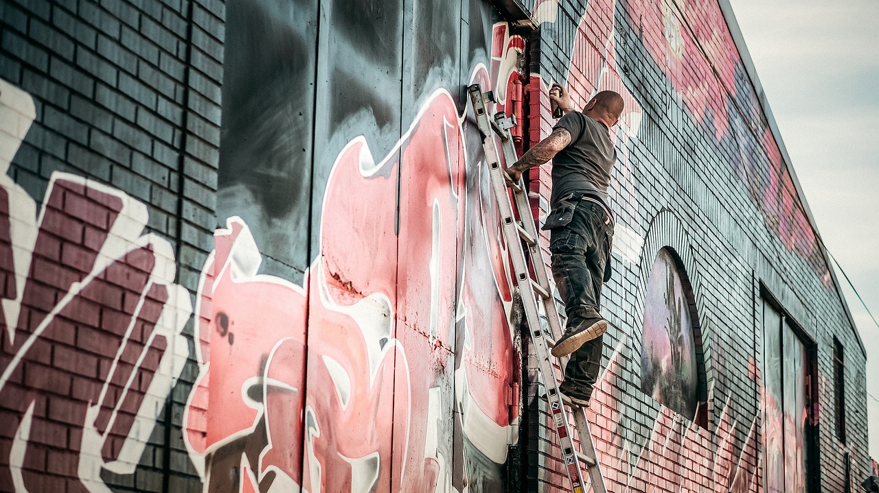 All-In-One Paint That Transforms Furniture And Walls Without The Hassle