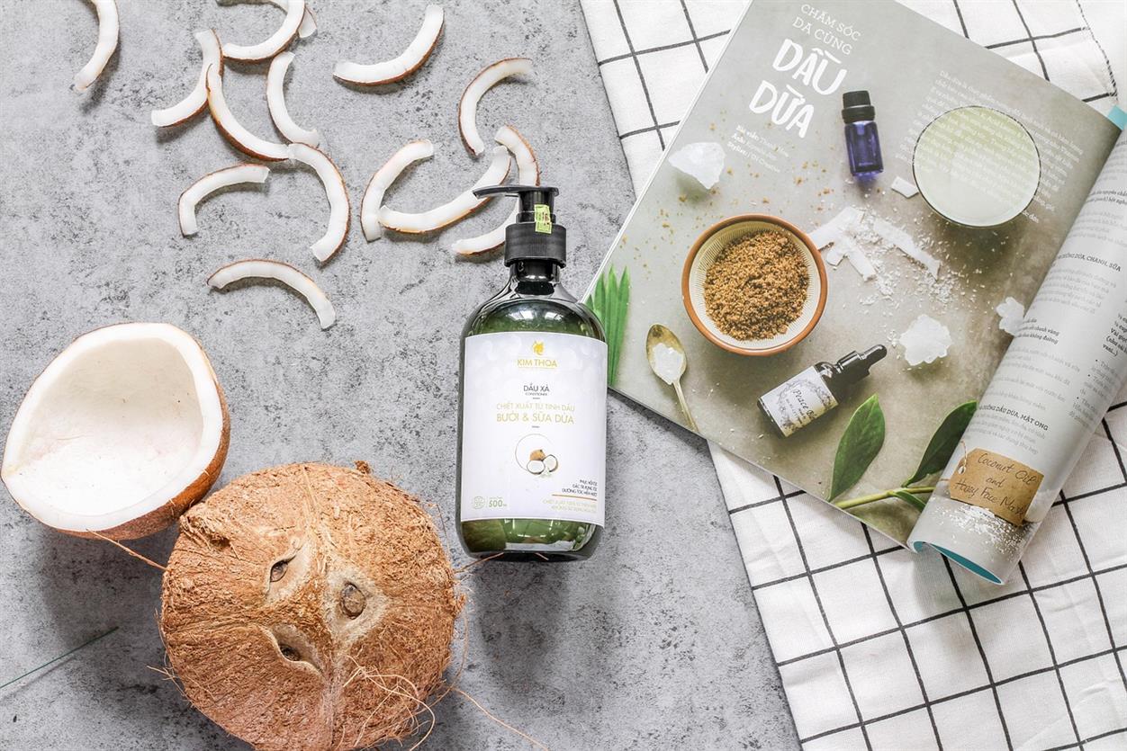 Holistic Hair Tribe: Redefining Hair Wellness Through Conscious Beauty and Botanical Innovation