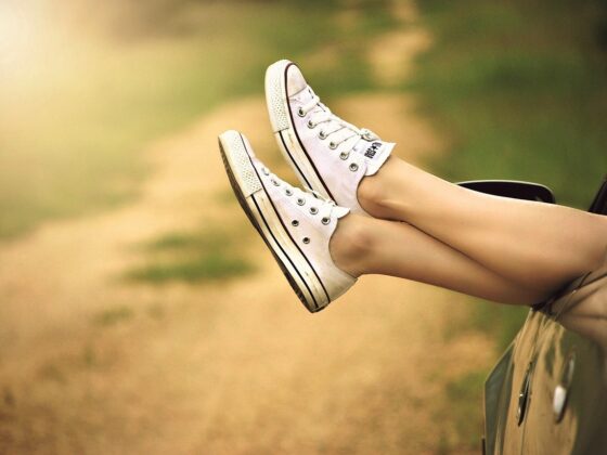 Groundies: Neudefinition von Schuhen mit TrueSense®-Technologie und Barfußfreiheit