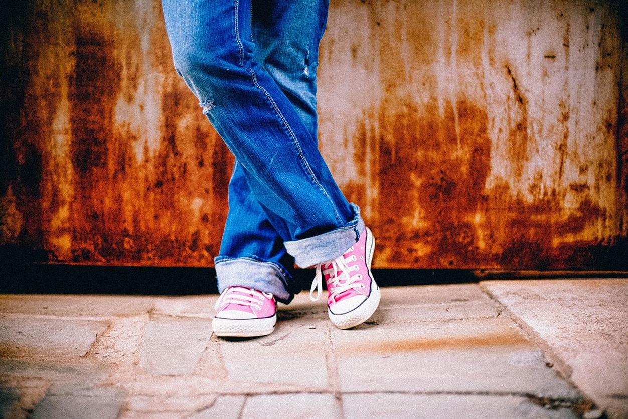 Groundies: Die Barfußschuhmarke, die natürliche Bewegung in alltagstauglichen Stil verwandelt